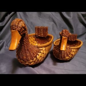 Set Of 2 Vintage Wicker Nesting Ducks